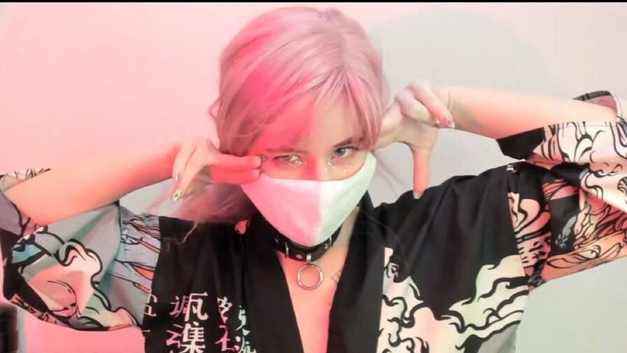 LeaKitano