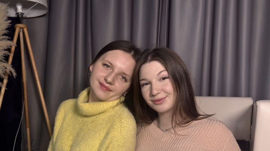LillianaAndDanie