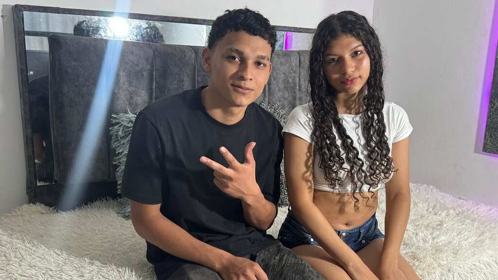 VeronicaAndMax