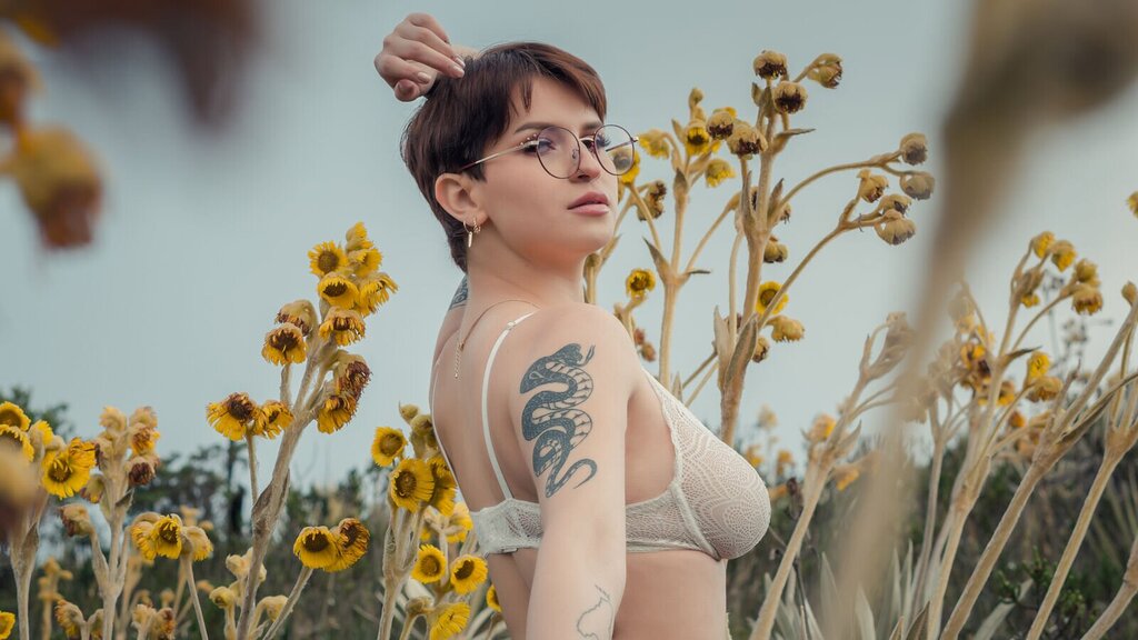 OliiviaJune