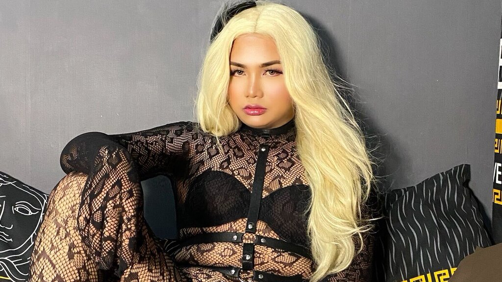 AshleyGenevinne